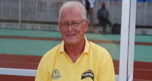 مدرب يانج افريكانز يرصد ليالاكورة أهم 6 لاعبين في الأهلي